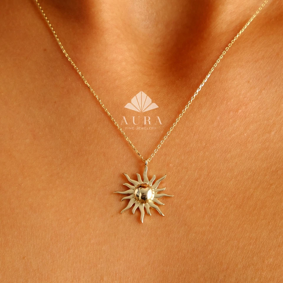 Collar Sol Oro 14K, Collar Sol Estrella Celestial Solar, Collar Sol Foto 2 de 4