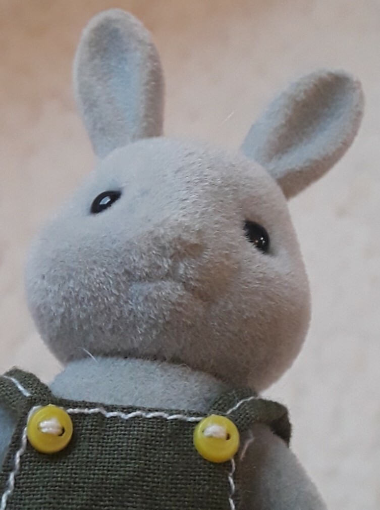 VTG 1985 SYLVANIAN FAMILIES THE ORIGINALS BABBLEBROOK GRAY RABBITS