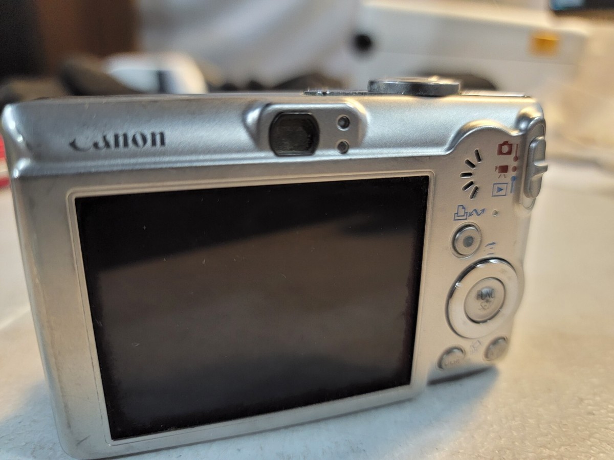4098 Canon PowerShot SD600 デジカメ ジャンク品 4098 Canon PowerShot SD600 デジカメ ジャンク品 4098 Canon