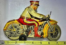 1940 MARX TIN WINDUP PA STATE TROOPER 3 HARLEY DAVIDSON MOTORCYCLE SIREN KEY.