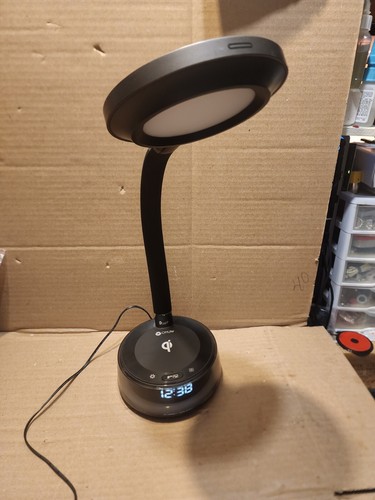 Ottlite Lamp with Wireless Phone Charging Color Changing LED OT17A with USB Port - 第 2/17 張圖片
