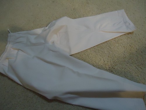 Bold Look Youth Karate Top SZ 00 White Mastery Martial Arts Uniform Light Jacket - Picture 20 of 23