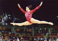 LAURIE HERNANDEZ 2016 USA GYMNASTICS RIO GAMES 8X10 SPORTS PHOTO (RIO)