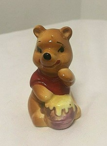 pooh figurine winnie ceramic bear disney