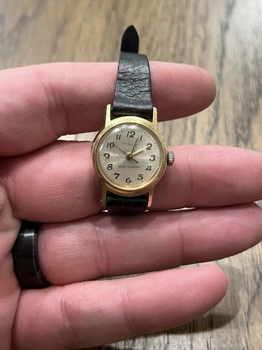 Vintage Ladies Timex Manual Wind Watch Running