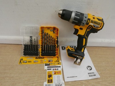 DeWalt DCD796 18V Kombihammer Bohrer reines Gerät + DT70728 19-TEILIGES HSS BOHRER-SET