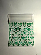 100 SMALL BAGGIES 1515 1.5" X 1.5" MINI Resealable POLY DESIGNER BAG GREEN ALIEN