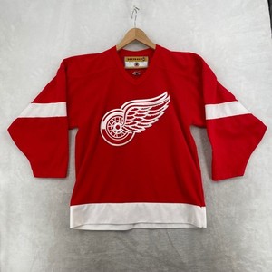 Koho Detroit Red Wings NHL Jersey Mens Medium Red Vintage Hockey Canada Made