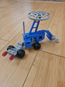 LEGO Vlassic Space 6844 Seismologic Vehicle And 6808 Galaxy Trekkor Vintage