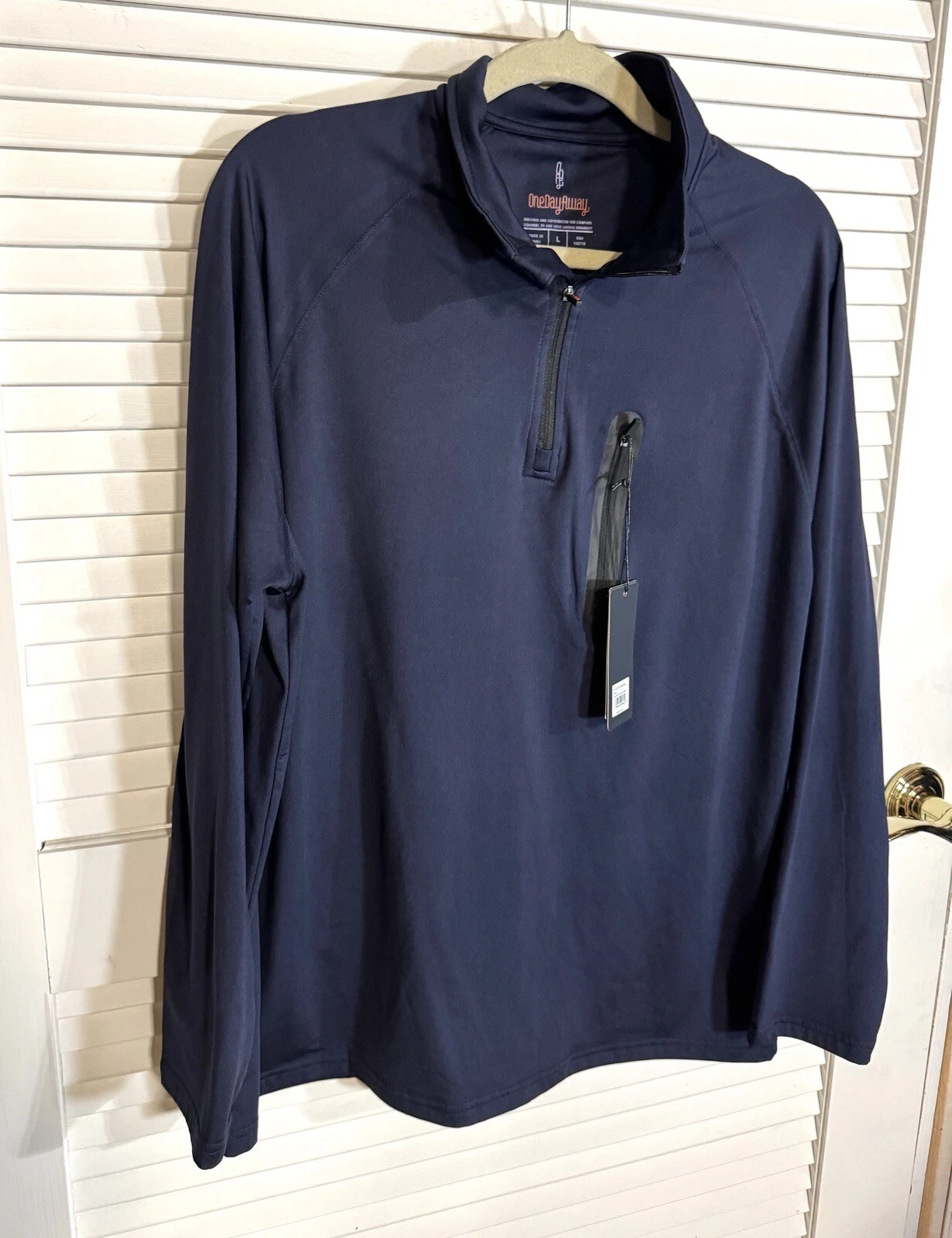 One Day Away Men Size Large 1/4 Zip Shirt Blue Wicking Performance Fast Dry NWT