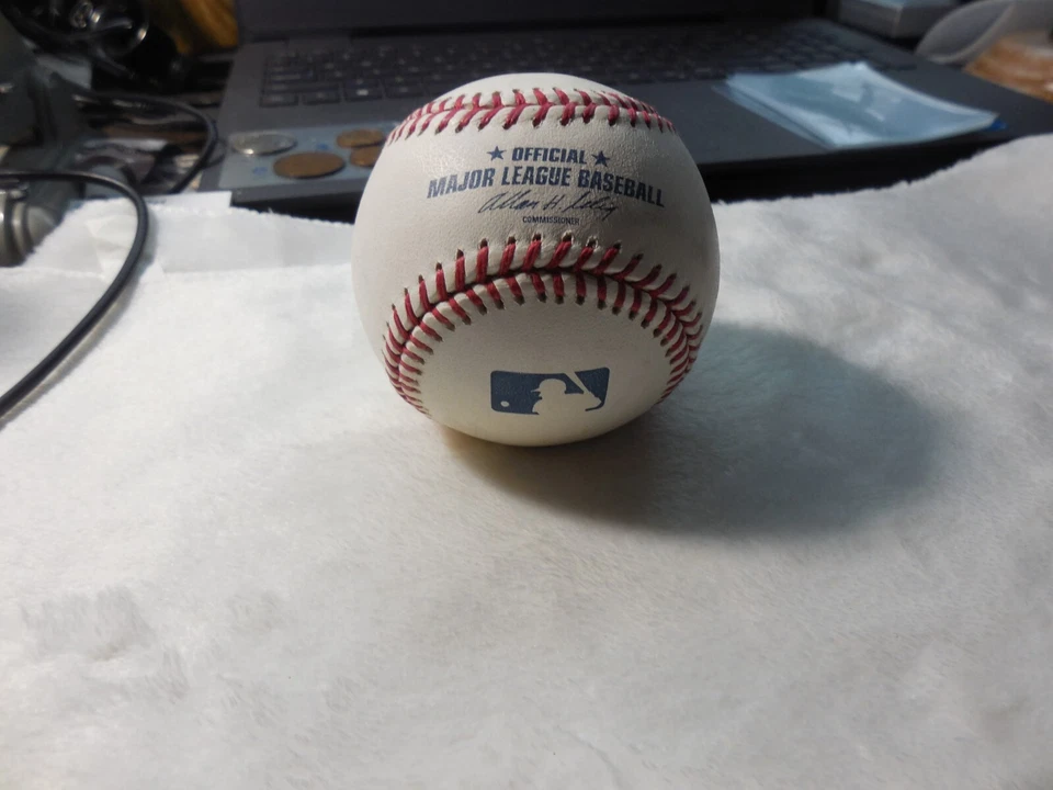 WHITEY FORD AUTOGRAPHED BASEBALL HOF 74 - Image 2 of 4