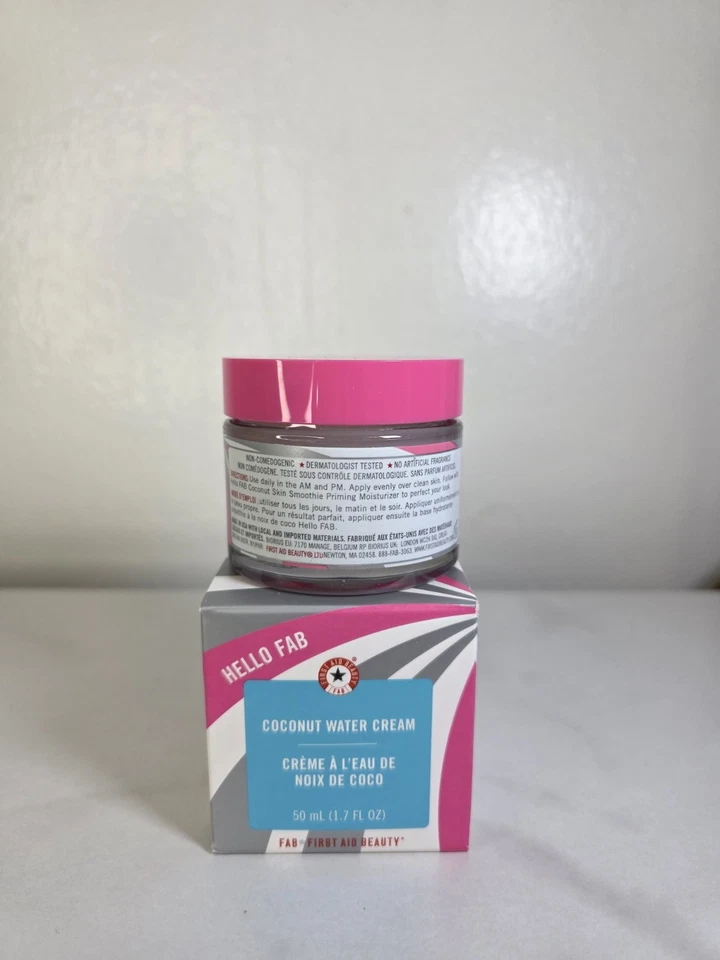 NUEVO First Aid Beauty Hello FAB Crema de Agua de Coco 1.7 fl oz Nuevo en Caja Hidratación Facial Foto 2 de 2