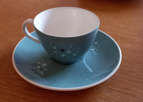 Royal Doulton - Spindrift - D6466 - Teacup & Saucer - great condition - Picture 2 of 4