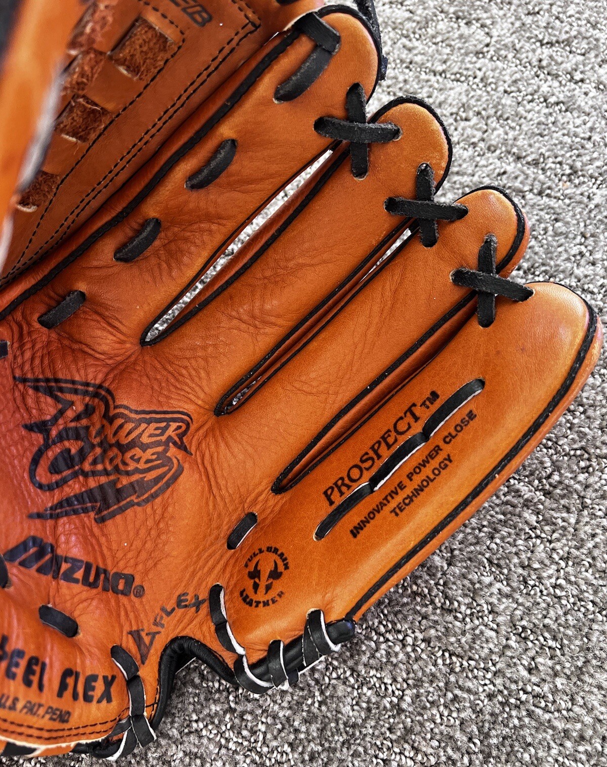 Mizuno Prospect Power Close RHT 12 inch Baseball Glove Mitt GPL 1200Y2