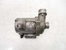 Pompe à eau BMW 325