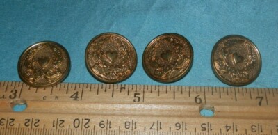 Cheap & Chic Gold Metal Heart Center Buttons Lot 