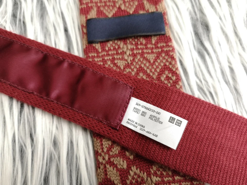 CORBATA HOMBRE UNIQLO ROJO BEIGE TEJIDO EXTREMO CUADRADO Foto 4 de 4