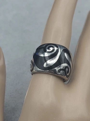 VINTAGE FLLI MENEGATTI ITALY STERLING  SILVER & BLACK ENAMEL STATEMENT RING 7.50
