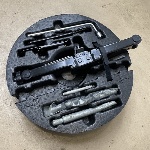 13-16 Mercedes X166 GL450 4MATIC Trunk Spare Tire Tool Kit Storage Tray Foam OEM