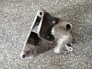 BMW X3 E83 Klimakompressorhalterung 7794614 2.00 Diesel 110kw 2004 33847800