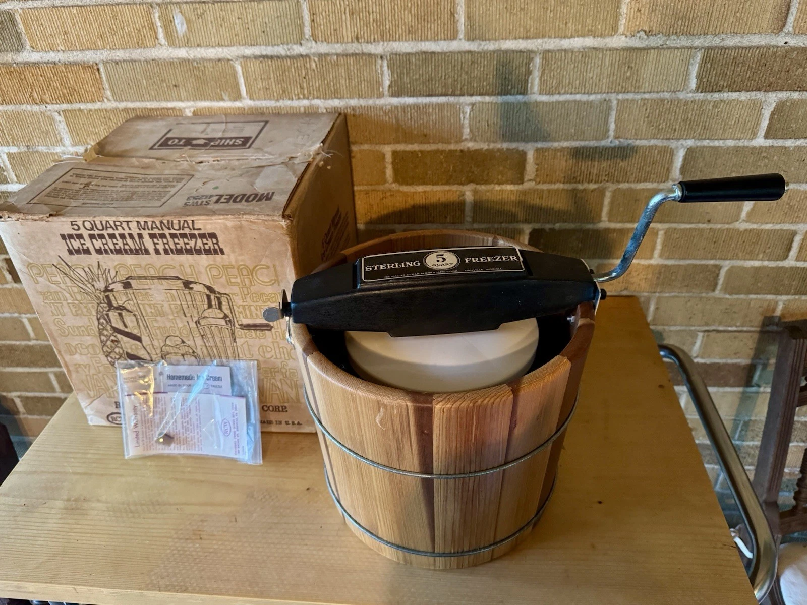 Vintage RCW Sterling STW5 41253 5 Qt Manual Ice Cream Freezer w/ Box Manual
Opens in a new window or