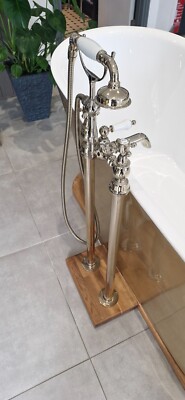 Heritage Glastonbury Vintage Gold/Weiß Bad Dusche Mischbatterie mit Goldrohren