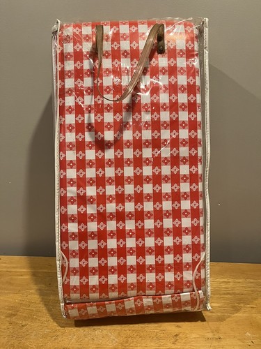 Vintage Egret Picnic Table 9 Piece Cover Red Gingham Check Tablecloth Vinyl Pad - Picture 3 of 3