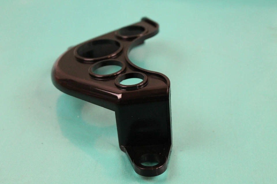 雅马哈 YZ250 1983 - 1987 链轮保护套 全新 23X-15421-00 YZ490 YTZ250 WR500 — 第 4/4 张图片