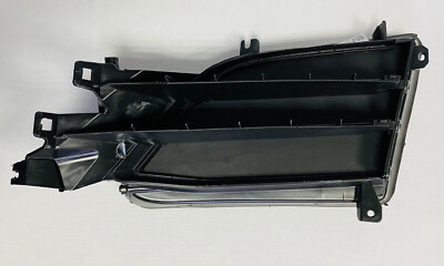 Tesla Model S 2016-2020 Front Left Driver Active Louver 1057851-00