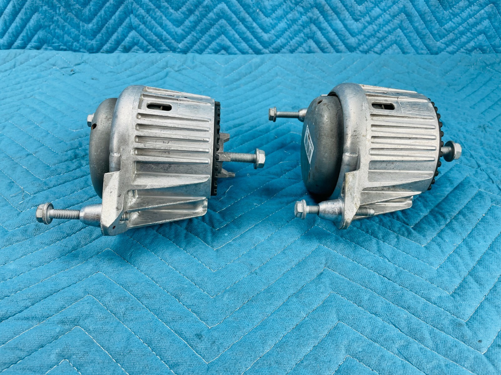 Mercedes SL400 SL450 R231 Engine Mount RH & LH Pair 2015-2020 OEM | eBay