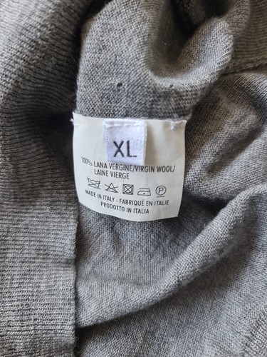 Yves Saint Laurent Jumper Sweater Men’s Size XL Grey 100% Virgin Wool V-Neck. - Picture 12 of 13
