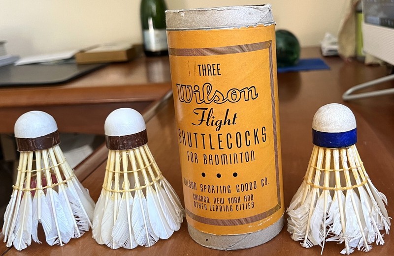 Vintage Circa-1940s Wilson Flight Shuttlecocks (3) Original Box ,Good Condition 