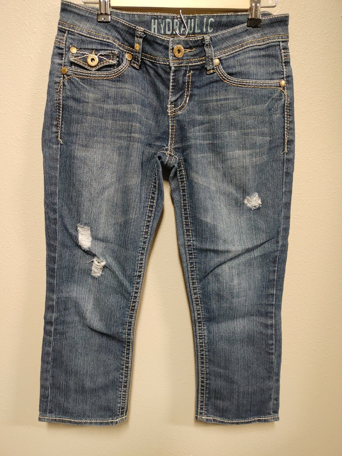 Picture 4 of 5