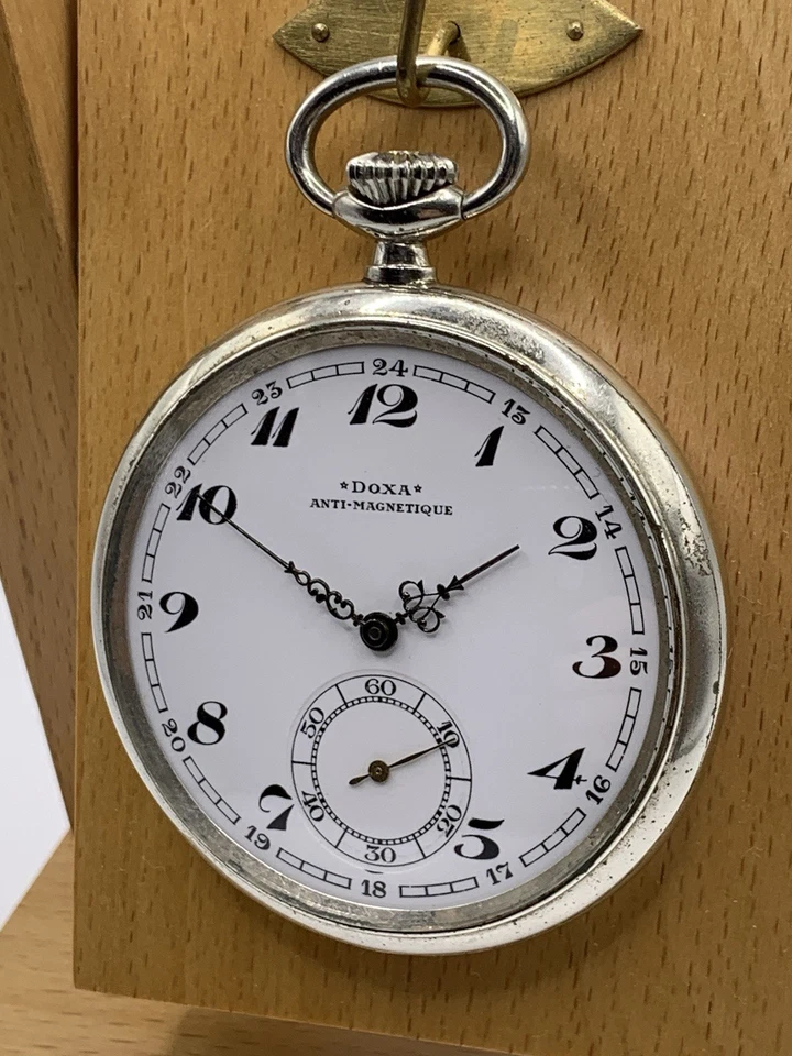 Doxa Antimagnetique Taschenuhr Ancre De Precision 15 Rubis Argentan Uhr Vintage - Bild 3 von 4