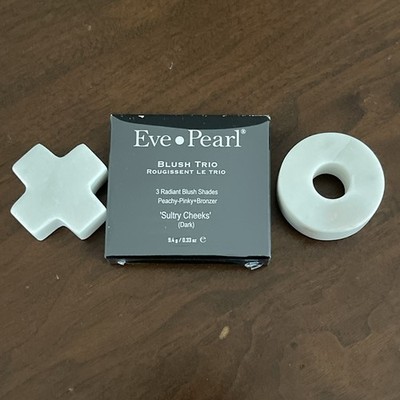 EVE PEARL Blush Trio Sultry Cheeks - DARK