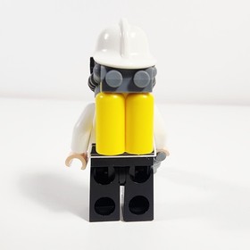 Lego Security Guard Minifigure Fire Helmet DC The Lego Batman Movie 70901 sh0320
