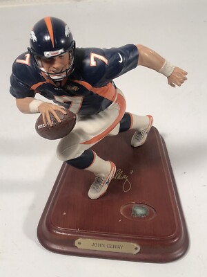 The Danbury Mint Denver Broncos John Elway NFL Figure Smll Damage