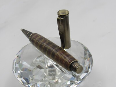 UNIQUE HIGH QUALITY HANDMADE LIL GIANT BROWN ALLIGATOR/ACRYLIC BALL POINT PEN