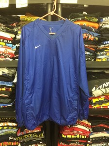 nike v neck pullover windbreaker