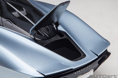 McLAREN SPEEDTAIL FROZEN BLUE 1:18 by AUTOART 76086 BRAND NEW