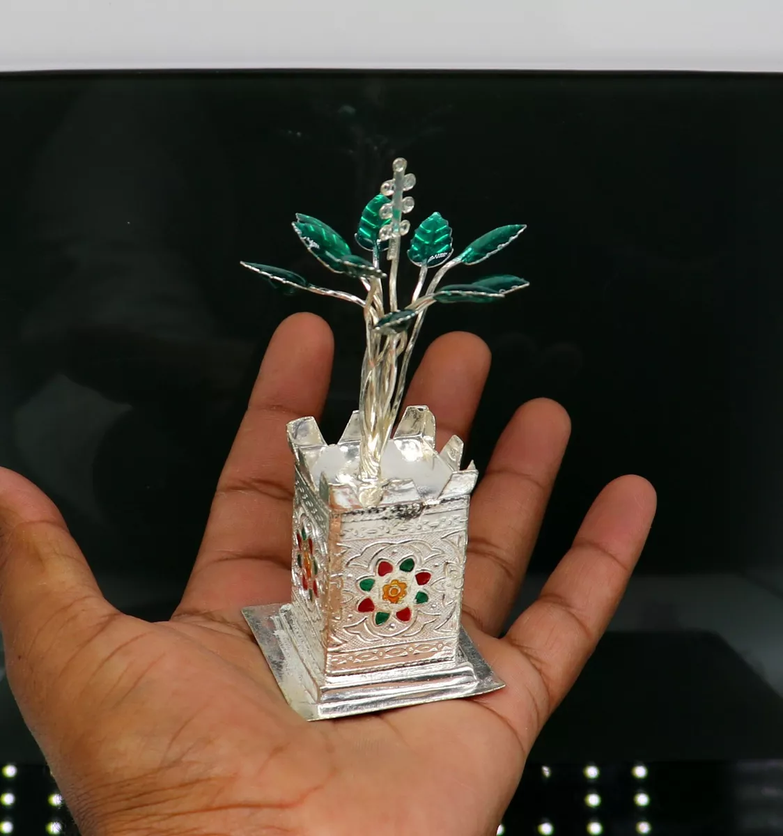 Silver tulsi plant price grt clearance