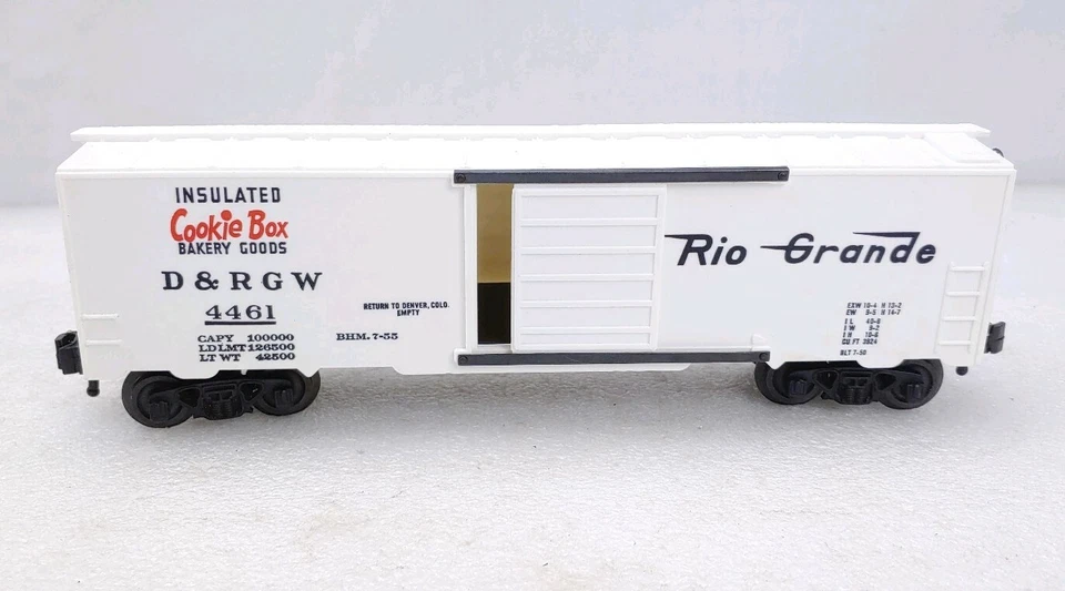 Rare KMT 4461 Rio Grande D. & R.G.W. Cookie Boxcar White New In Box - Image 2 of 4