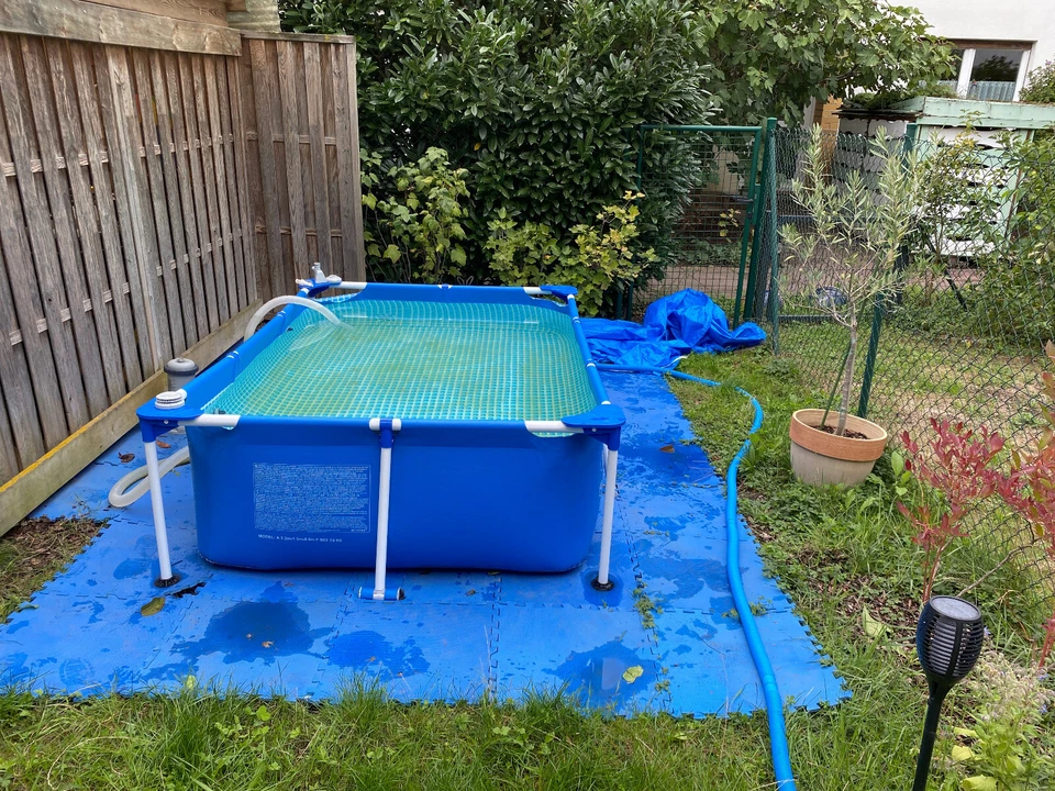 Intext Pool / Schwimmbecken für den Garten - Bild 2 von 3