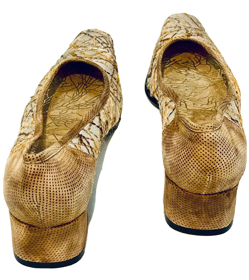 Vintage Madeleine Moda Giovane Women’s Size 7 Mesh Embroidered Brown Suede Pump - Image 4 of 4