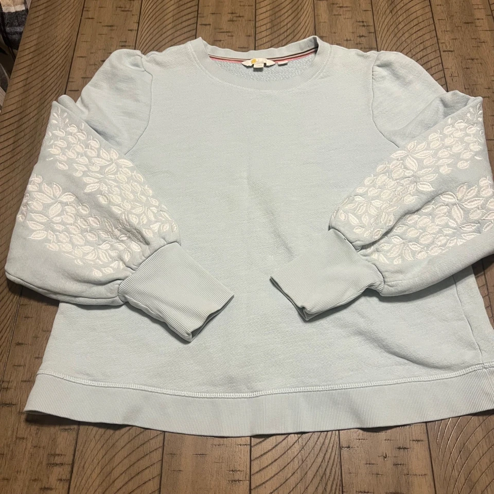 Sudadera Boden Azul Claro Manga Abullonada Bordada Mujer Talla US 16/18 Foto 4 de 4