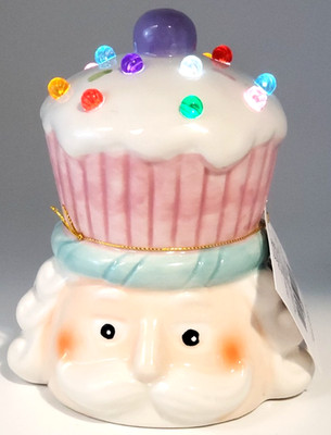 Adorable & Unique Christmas Nutcracker Head w/ a Pre Lit Cupcake On Top. New