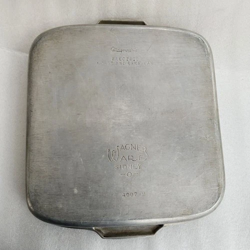 Vintage WagnerWare Sidney -O- Magnalite Roast And Bake Pan 4007-M