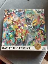 GROSSER KARTOFFELTAG AUF DEM FESTIVAL PUZZLE