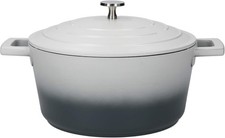 MasterClass Medium Casserole Dish with Lid 4 Litre/24 cm, Lightweight