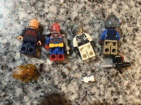 Lego Marvel Superheroes Lot (Minifigures, 76030 Complete, 76308 Sealed)